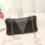 Ring chain bag